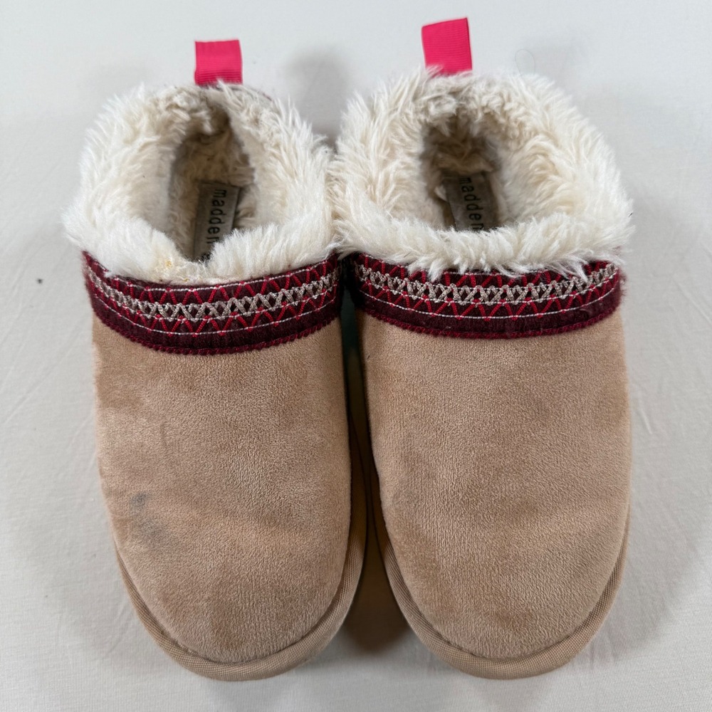 Madden Girl Kids Faux Suede Slippers Tan Faux Fur Lined Embroidered Trim Trim